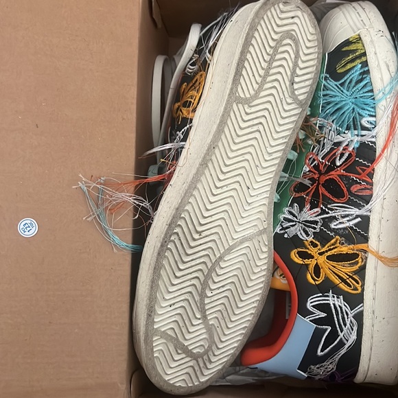 Adidas collaboration with Sean Witherspoon sneakers. - Picture 7 of 7